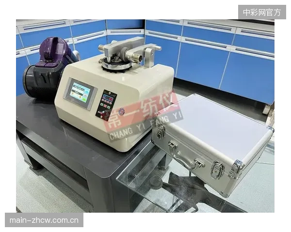 经5万次泰伯磨耗测试，高压喷涂PU标线的耐磨性高于传统标线2倍